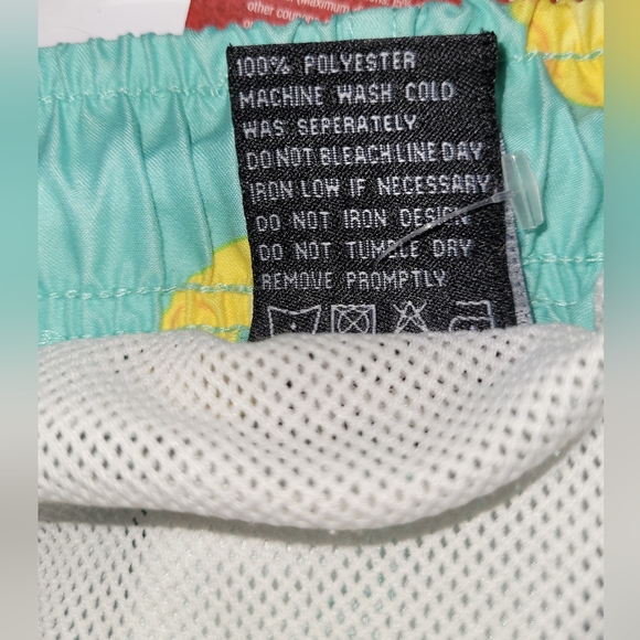 Molokai pineapples and slices mens tropical swimming trunks size large NWOT - Picture 6 of 6